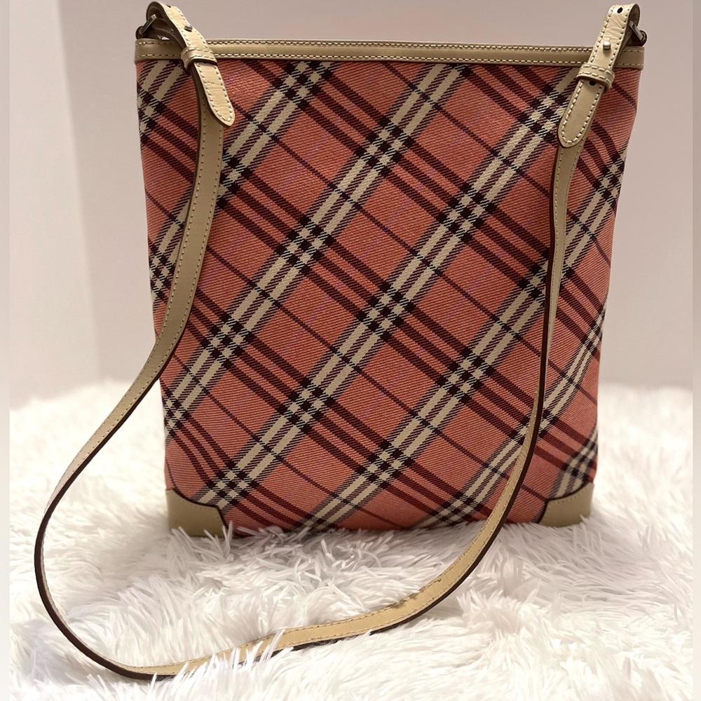 BURBERRY SHOULDER BAG